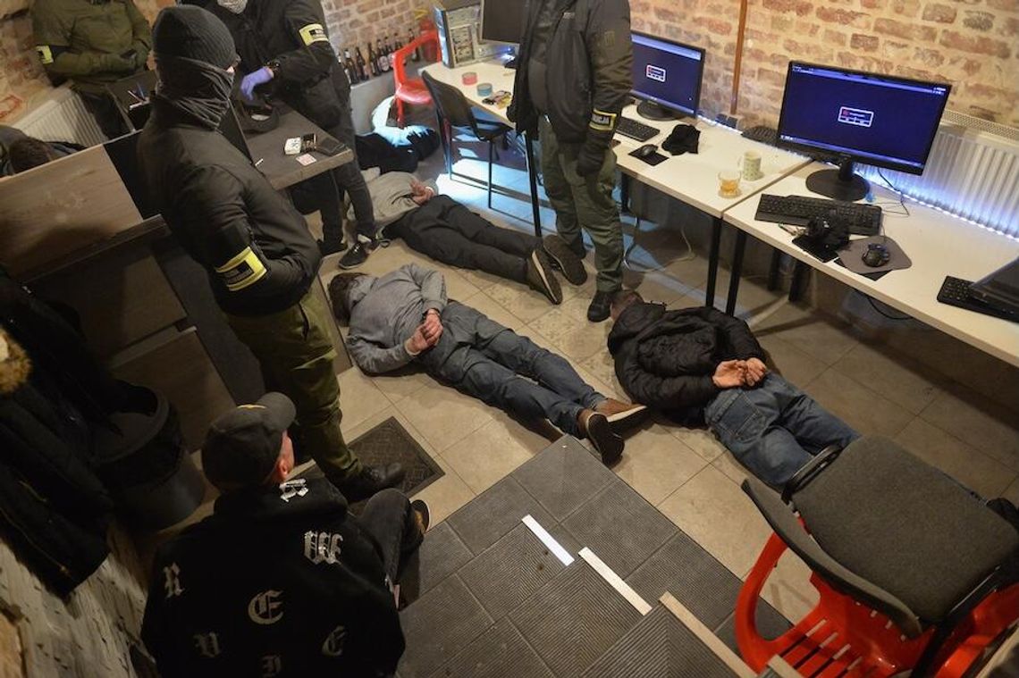 Zachodniopomorska KAS zlikwidowała kolejny nielegalny salon gier w Szczecinie