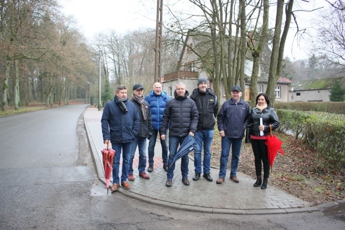 Zakończył się remont chodnika przy ul. Wojska Polskiego 