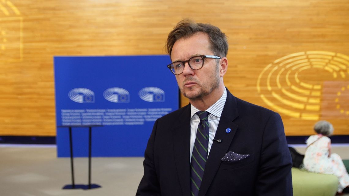 Zaostrzenie polityki migracyjnej w UE. Europejski Nakaz Powrotu i centra deportacyjne w krajach trzecich Zaostrzenie polityki migracyjnej w UE. Europejski Nakaz Powrotu i centra deportacyjne w krajach trzecich