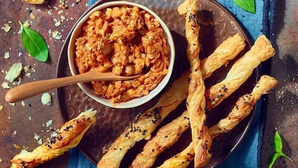 Zapuszkowani: Polacy w sieci mitów o jedzeniu ryb. Nowy raport obala stereotypy o rybach w puszce Zapuszkowani: Polacy w sieci mitów o jedzeniu ryb. Nowy raport obala stereotypy o rybach w puszce