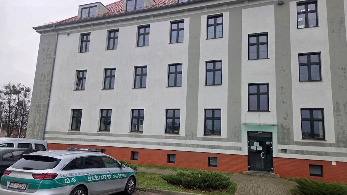 Zmiana funkcjonowania Centrum Urzędowego Dokonywania Odpraw w Zachodniopomorskim Urzędzie Celno-Skarbowym w Szczecinie Zmiana funkcjonowania Centrum Urzędowego Dokonywania Odpraw w Zachodniopomorskim Urzędzie Celno-Skarbowym w Szczecinie