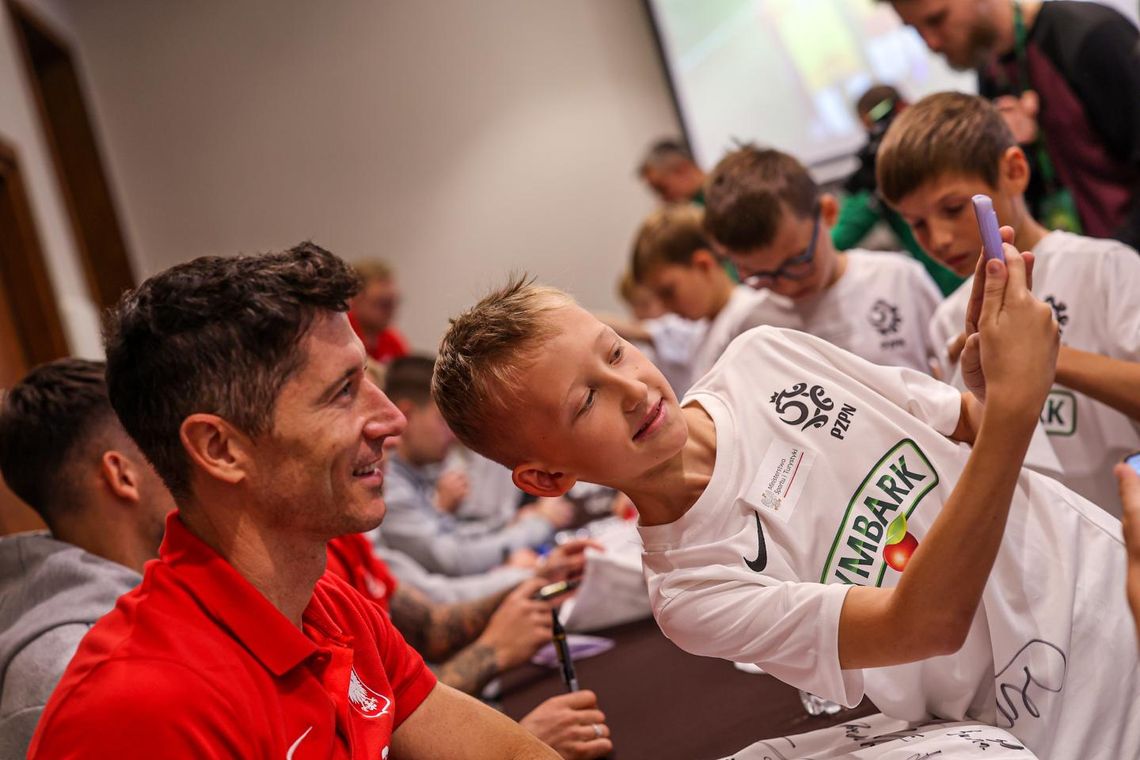 Zwycięzcy Pucharu Tymbarku czekają na spotkanie z reprezentacją Polski! Zwycięzcy Pucharu Tymbarku czekają na spotkanie z reprezentacją Polski!