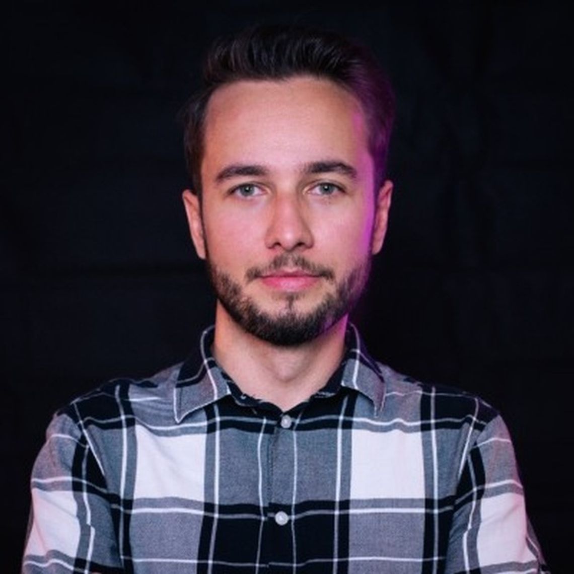 Konsultant SEO i AI - Paweł Wołoszyn Konsultant SEO i AI - Paweł Wołoszyn